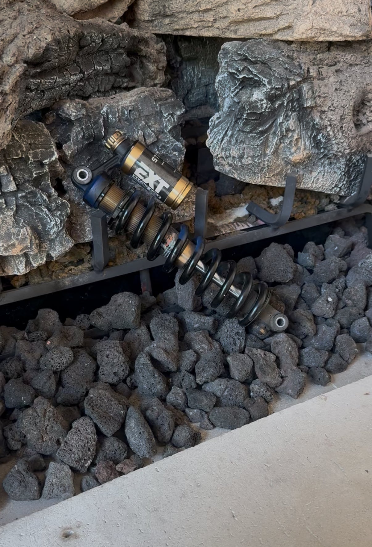 Ext rear suspension sticker