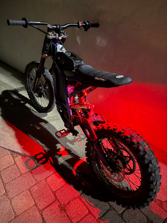 Rear rock light