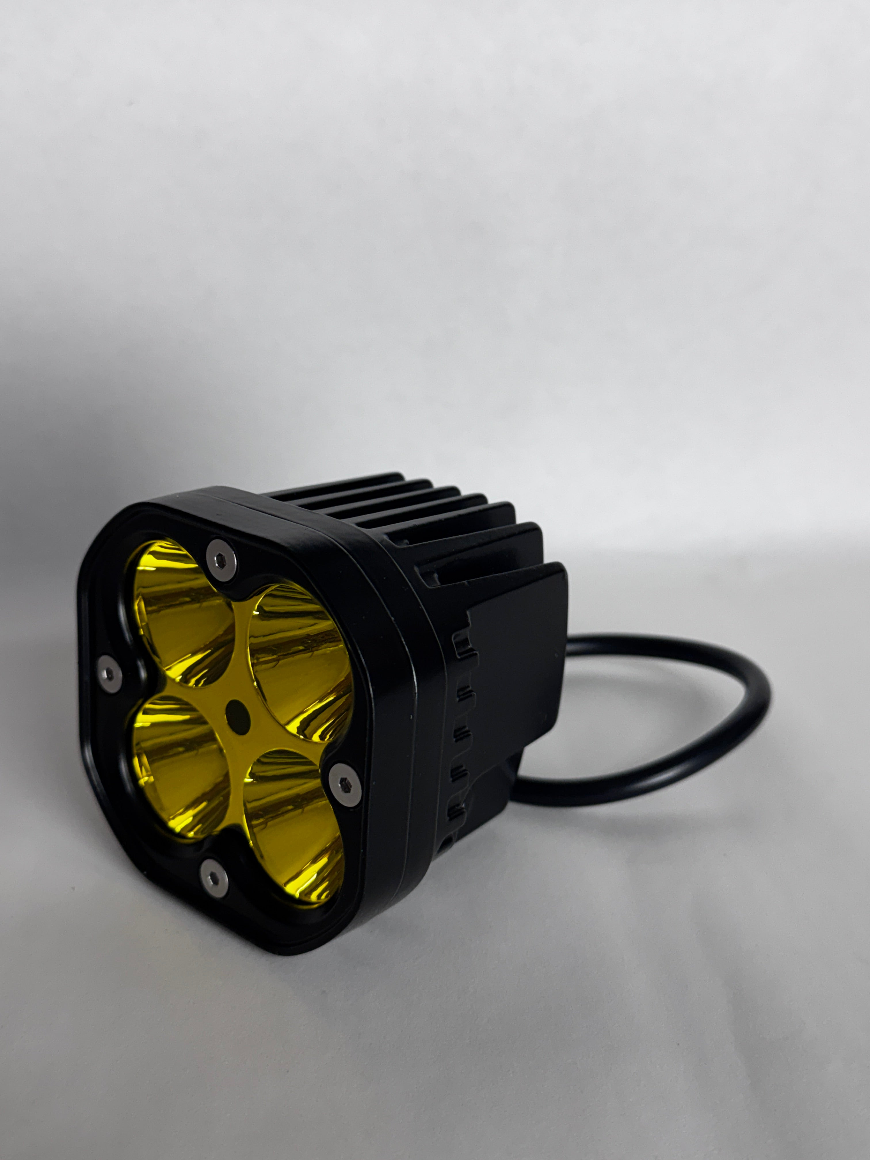 ultra bee baja light - Plug N Play