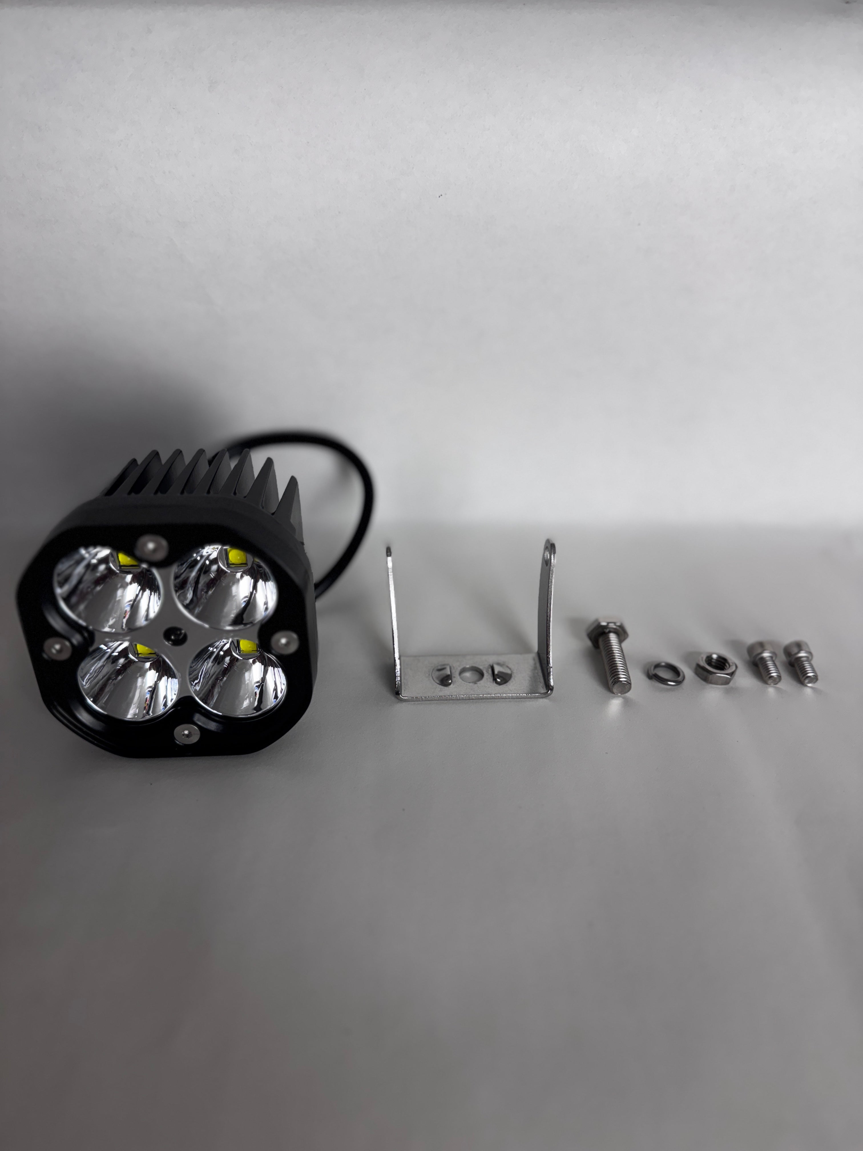 ultra bee baja light - Plug N Play