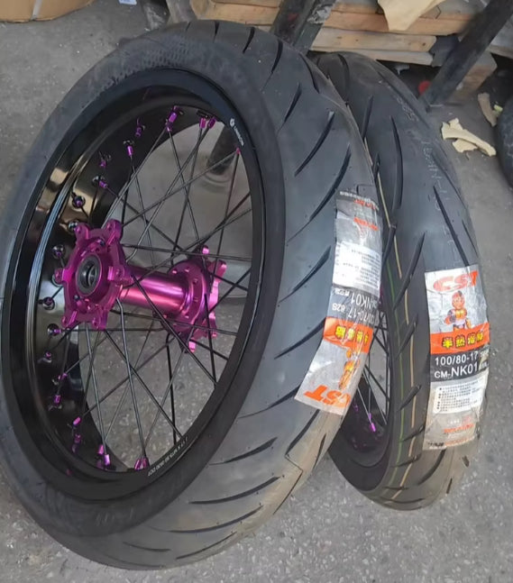 Ultra bee super motos