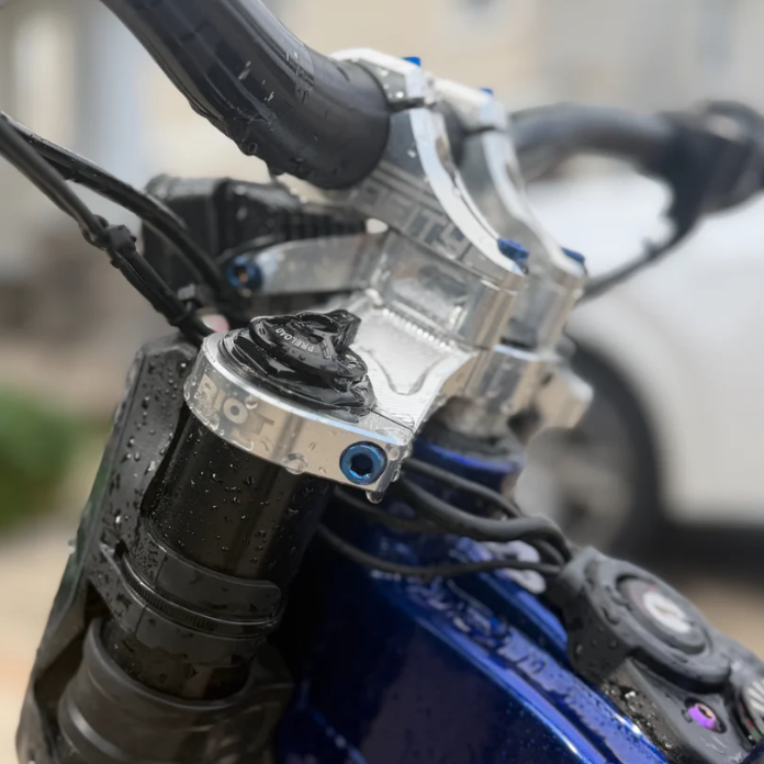 Titanium Triple Clamp Bolts (All Emoto)